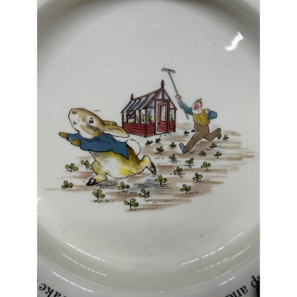 Vintage Wedgwood Peter Rabbit Mr. McGregor Porridge Bowl Nursery Plate 6.5x1.25 - Picture 3 of 9